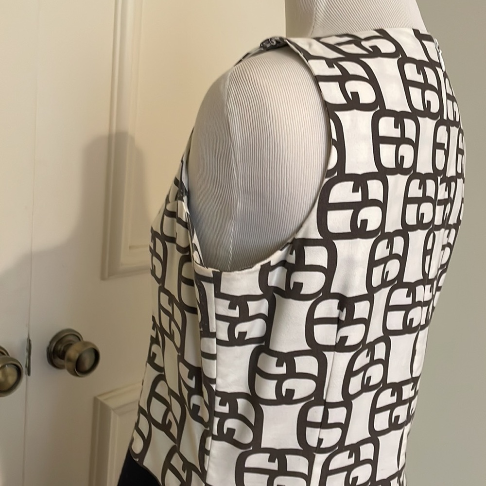 Dress - Picture 5 of 8
